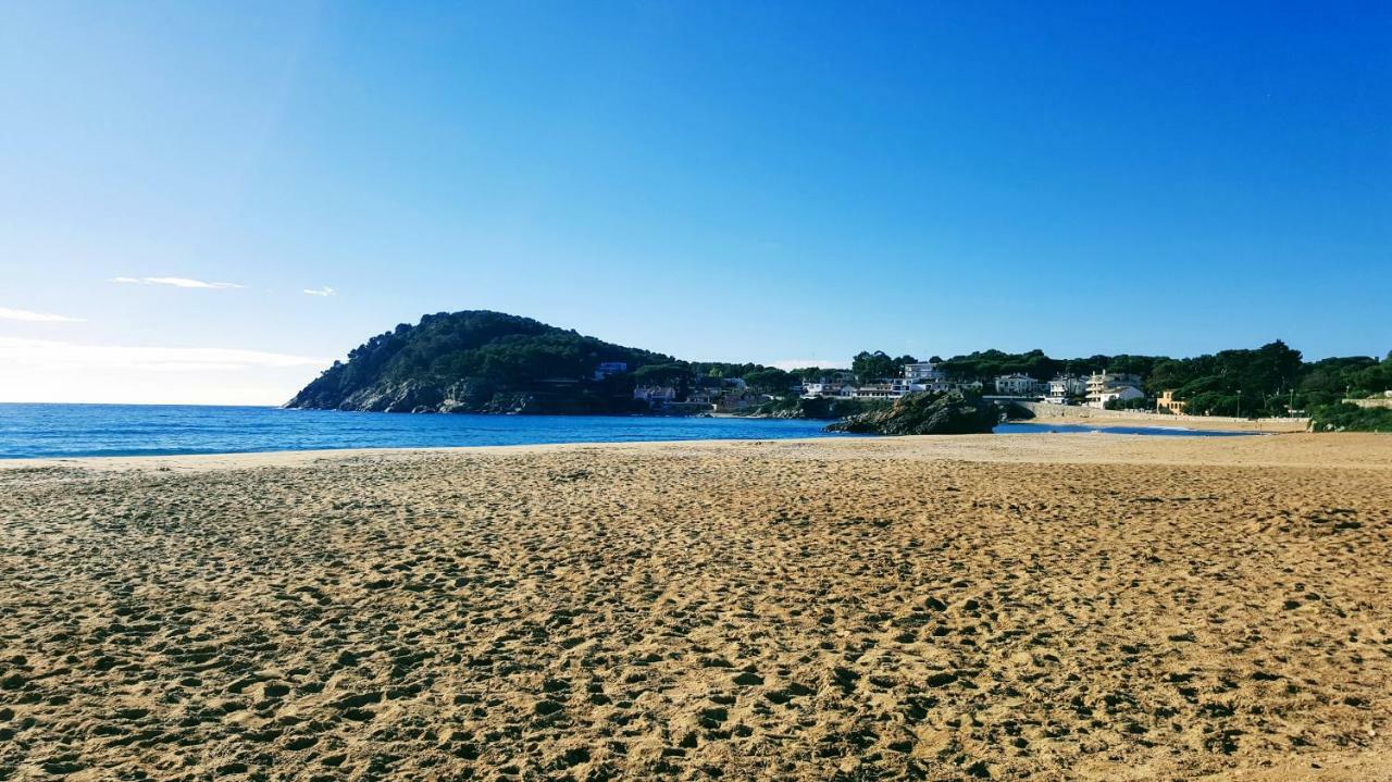 Апартаменты Apartamento En La Fosca Паламос Экстерьер фото
